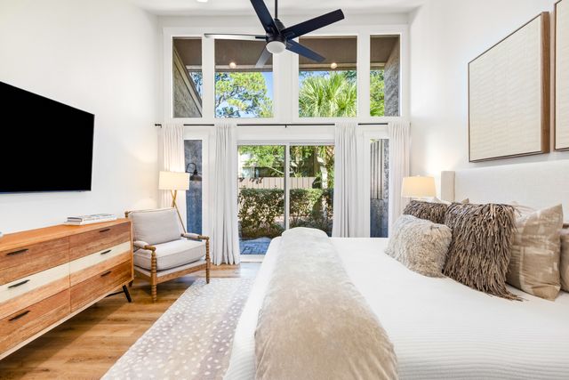 1 Merganser Court: Sea Pines 4