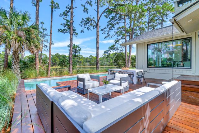 8 Gull Point Road: Sea Pines 5