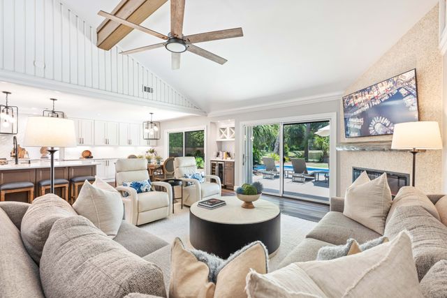 60 Lawton Road: Sea Pines