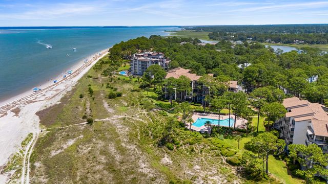 1873 Beachside Tennis Villas: Sea Pines 5
