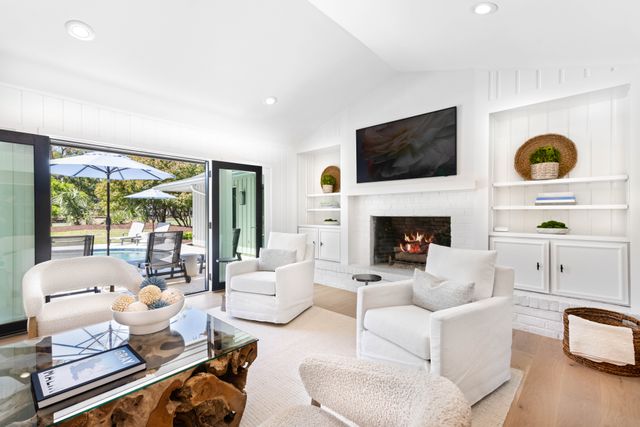 12 Woodbine Place: Sea Pines 6