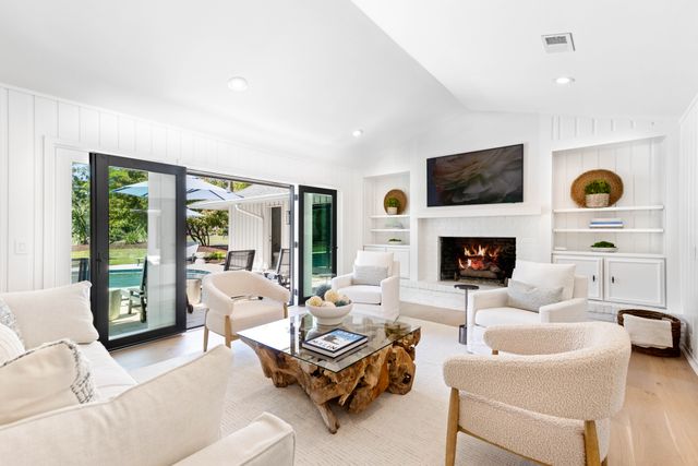 12 Woodbine Place: Sea Pines 9