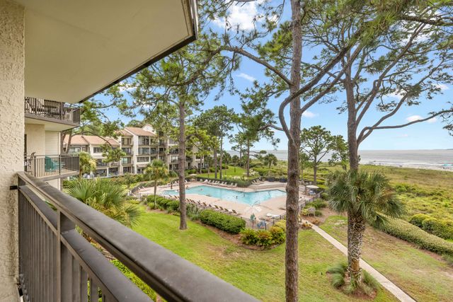 1875 Beachside Tennis Villas: Sea Pines 3