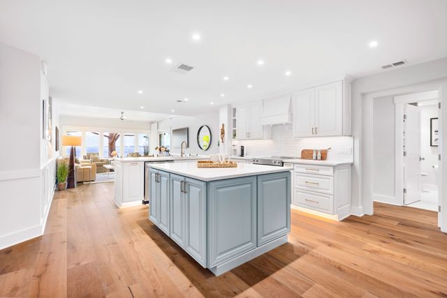 1875 Beachside Tennis Villas: Sea Pines 5