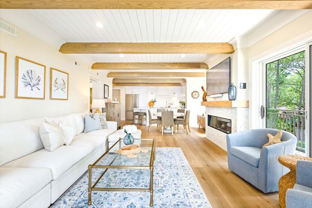 1832 Beachside Tennis Villas: Sea Pines 3