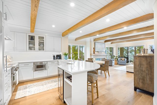 1832 Beachside Tennis Villas: Sea Pines 8