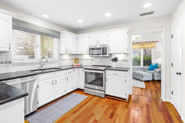 5 Wildwood Court: Sea Pines 2