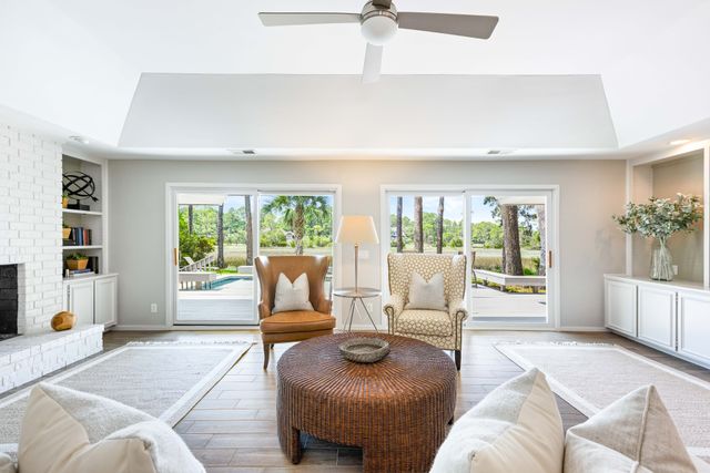 11 Black Tern: Sea Pines 8