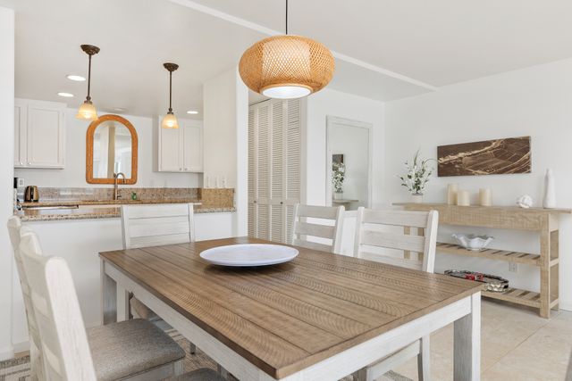 Sunset Retreat - SUR105 9