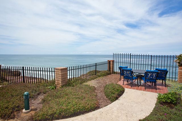 Breathtaking Bungalow - DMST22 42