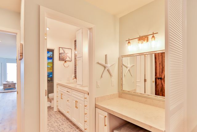 Breathtaking Bungalow - DMST22 21