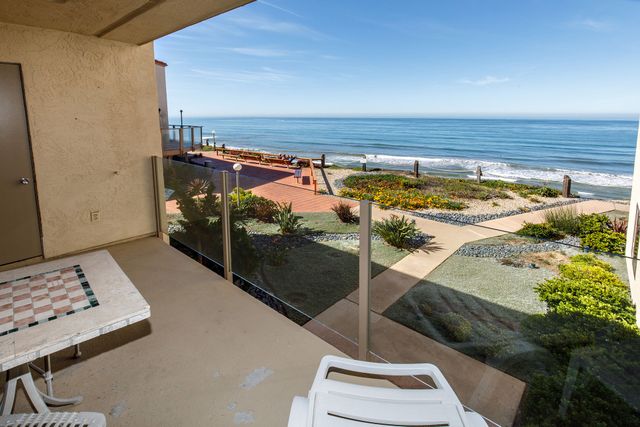 Oceanfront Sea'batical - SBTC212 2