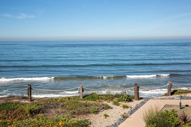 Oceanfront Sea'batical - SBTC212 30