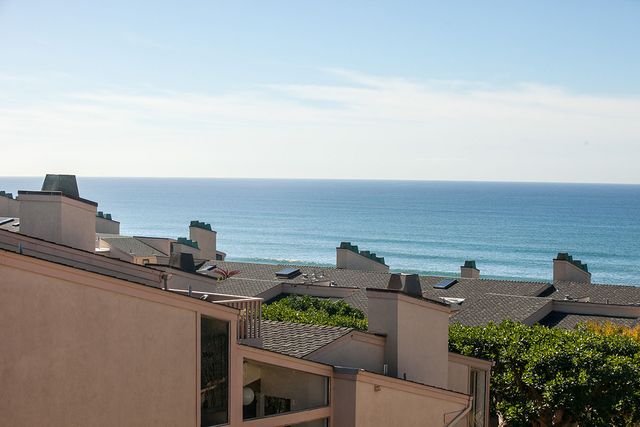 Paradise Awaits - SUR182 2