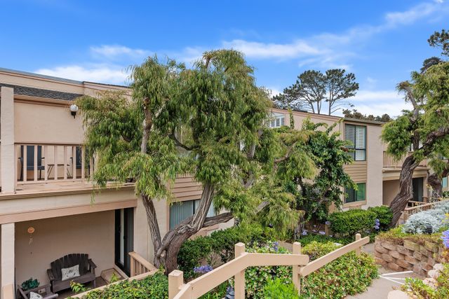 Tranquil Living - SUR4 36