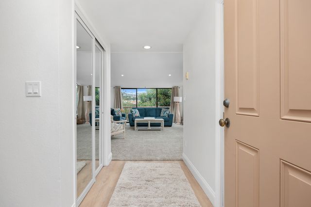 Tranquil Living - SUR4 27