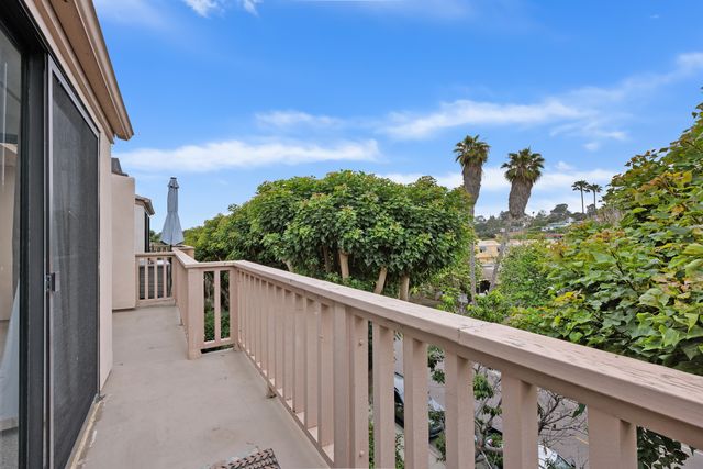Tranquil Living - SUR4 23