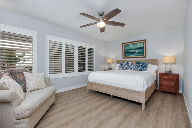 Salty Shores - SUR108 17