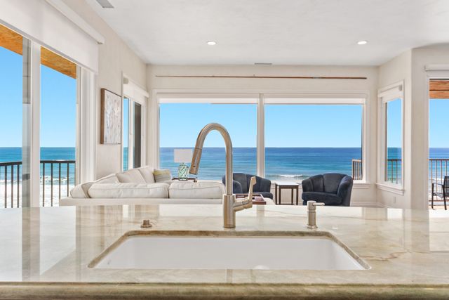 Beach View Beauty - DMBC775D 17