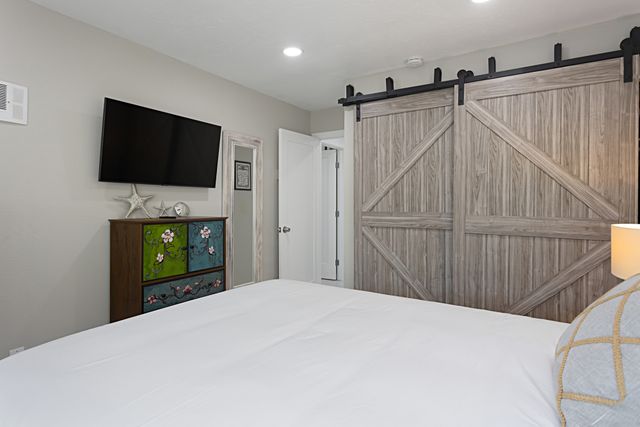 Coastal Retreat- SUR33 29