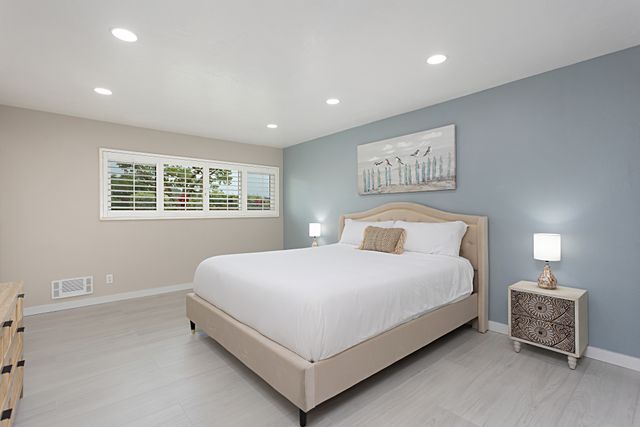Coastal Retreat- SUR33 23