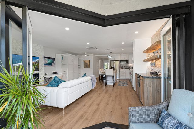 Fairway Haven - CB2507 26