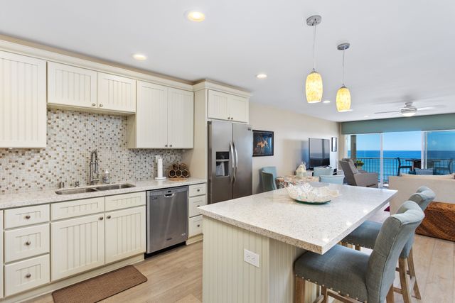 Beachfront Bliss - DMBC815 14