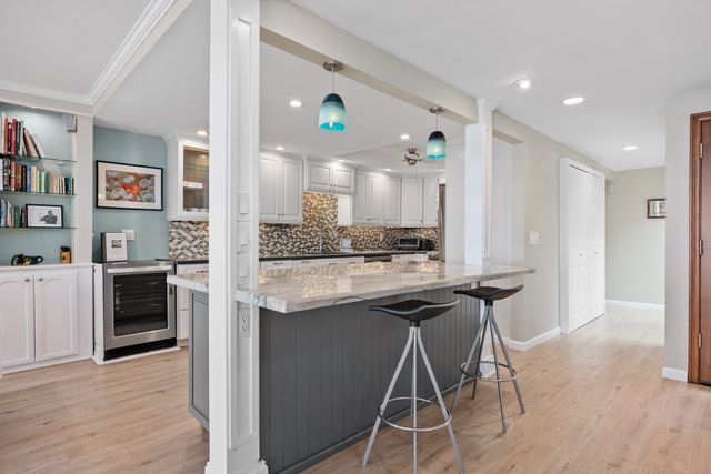 Serenade Shores - SUR119 9