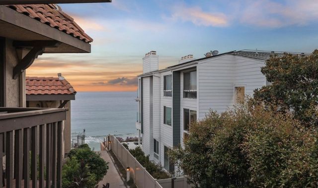 Sunset Passage - DMST83 26