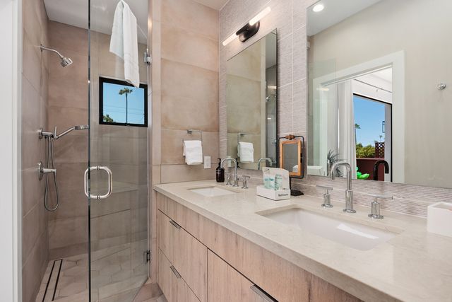 Oceanside Retreat - OC523 13