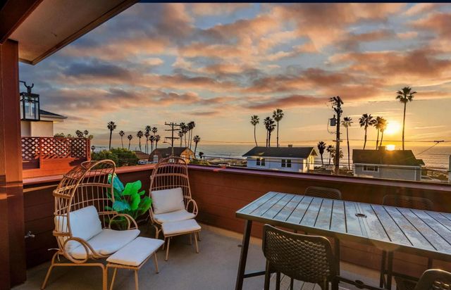 Oceanside Retreat - OC523 33