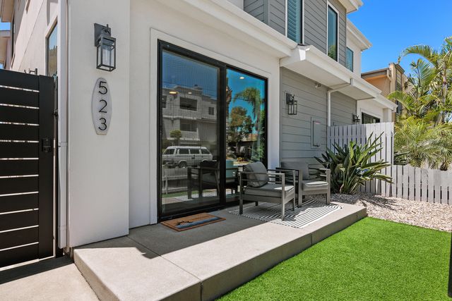 Oceanside Retreat - OC523 23