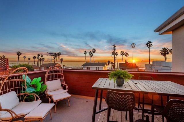 Oceanside Retreat - OC523 30