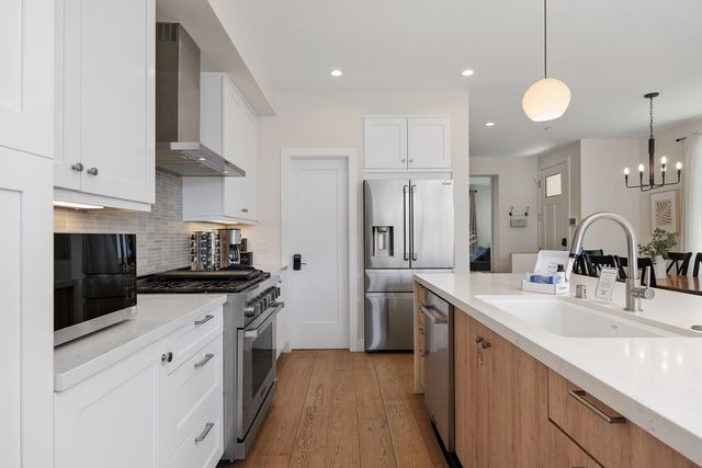 Oceanside Retreat - OC523 9