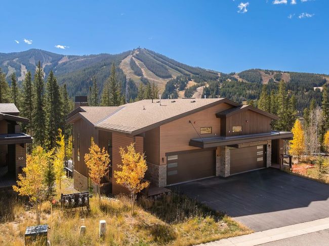 Featured Property Lakota Evergreen