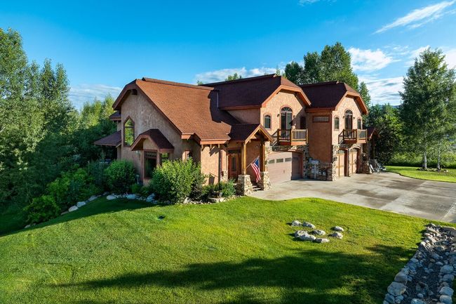 Featured Property Berghaus Lodge South
