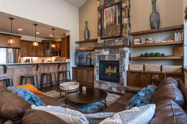 Featured Property Emerald View