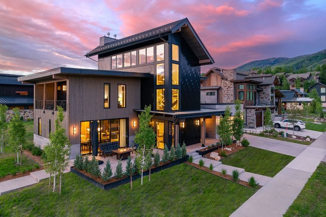 Featured Property Wildhorse Preserve