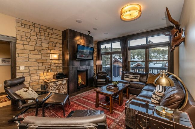 Base Village Loft 109