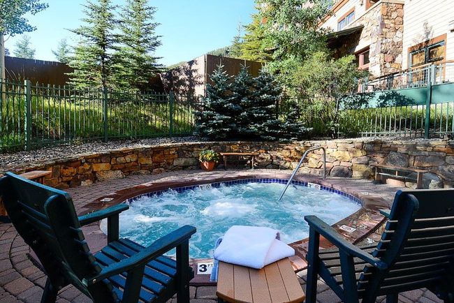 Zephyr Mountain Lodge 2307 2
