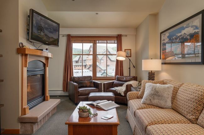 Zephyr Mountain Lodge 1606