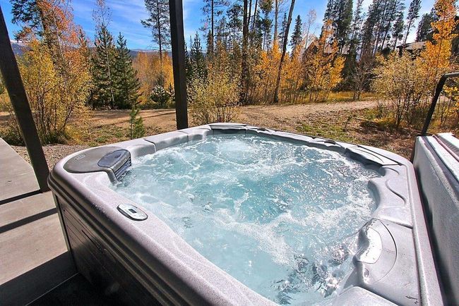 Trout Creek Lodge 2
