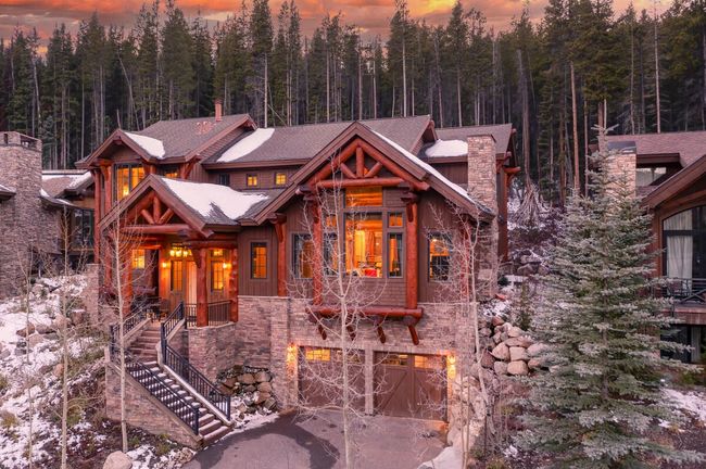 Bridger's Cache Ski Lodge
