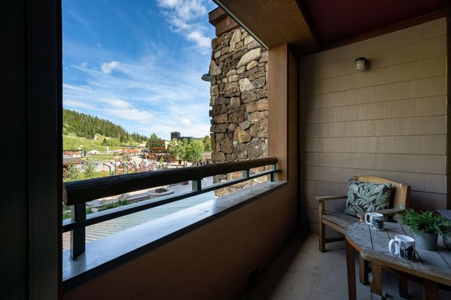 Zephyr Mountain Lodge 2211 3