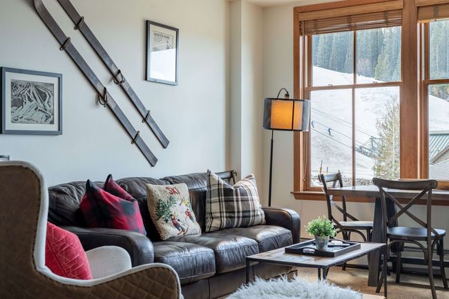 Zephyr Mountain Lodge 2211 4