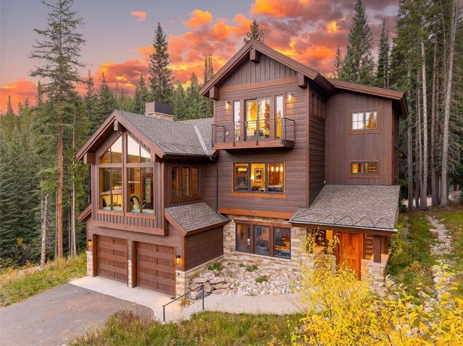 Jane's Ski Chalet