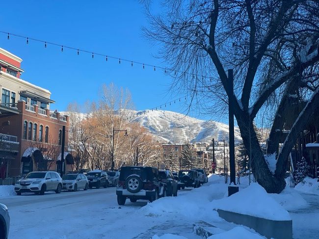 Howelsen Place A302 3