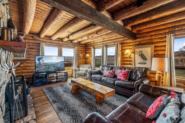 Alpenglow Cabin 3
