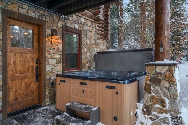Moose Drool Lodge 3