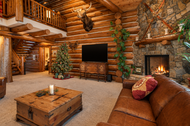 Moose Drool Lodge 4